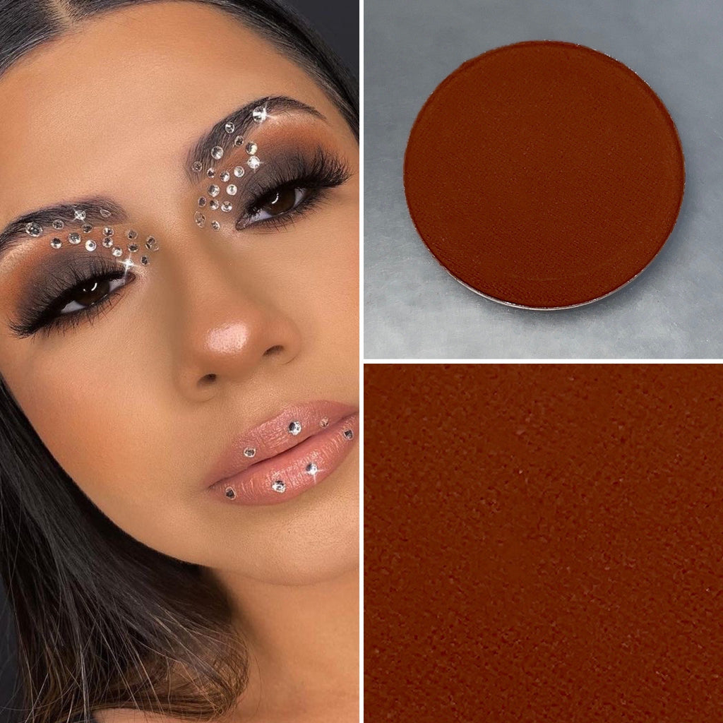 Brown eyeshadow pot sold individually. Fully customize your own eyeshadow palettes or buy each pot individually. Matte eyeshadow, shimmer eyeshadow and duochrome eyeshadow shades available.
